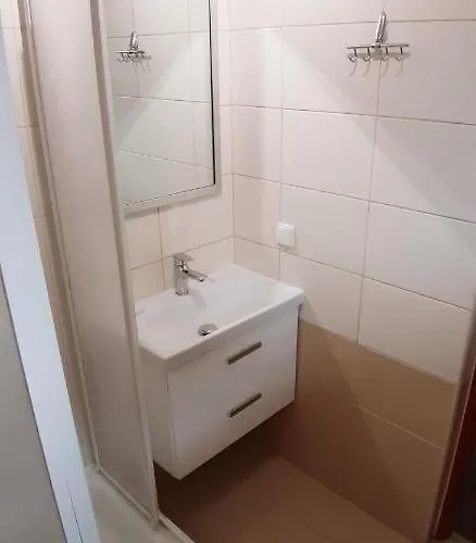 Helios בית אירוח