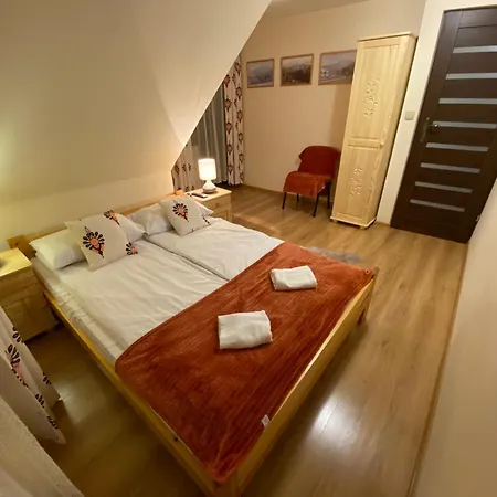 Helios Homestay *